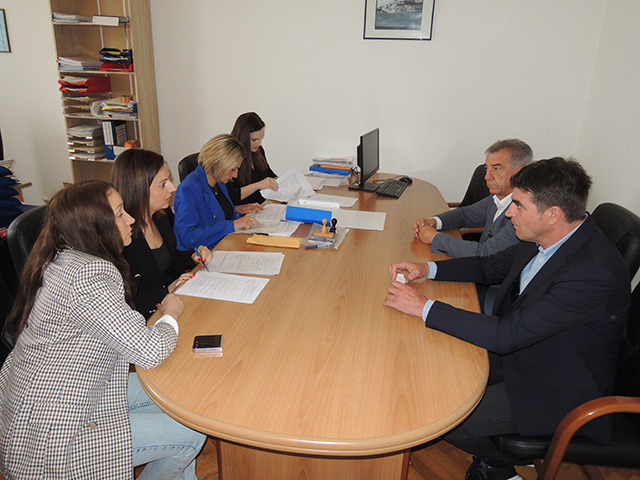 Predaja kandidature stranke LiPO/Snimio Marko Čuljat, Lika press                                                                                                                                                                                          